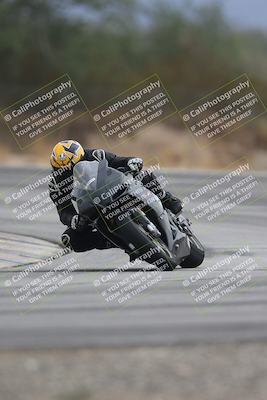 media/Sep-21-2025-Race Pace (Sun) [[98bf33ef95]]/Non Verified/4-Turn 3 (910am)/